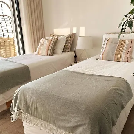 Beach, Ocean View & Bright House Villa Ericeira