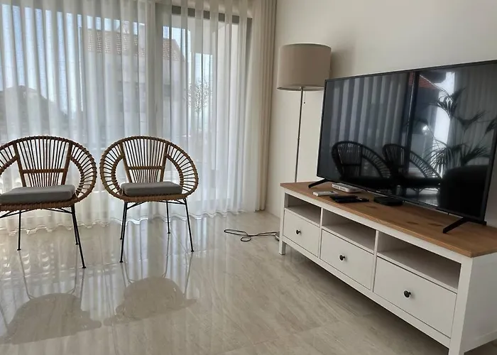 Beach, Ocean View & Bright House Villa