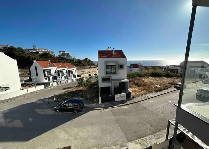 Beach, Ocean View & Bright House * Ericeira