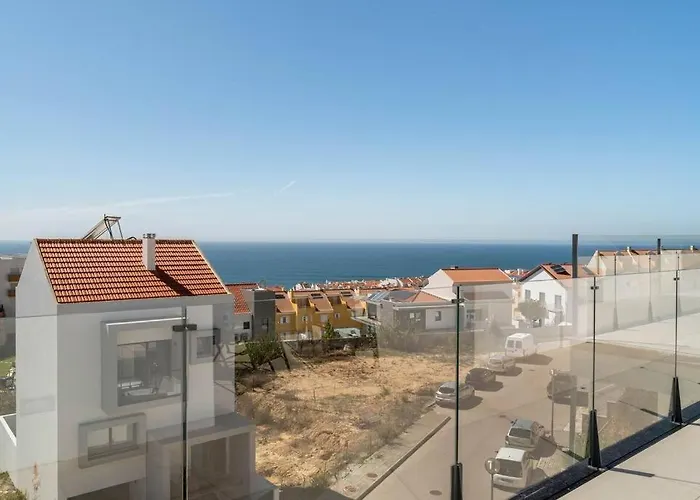 Beach, Ocean View & Bright House Ericeira