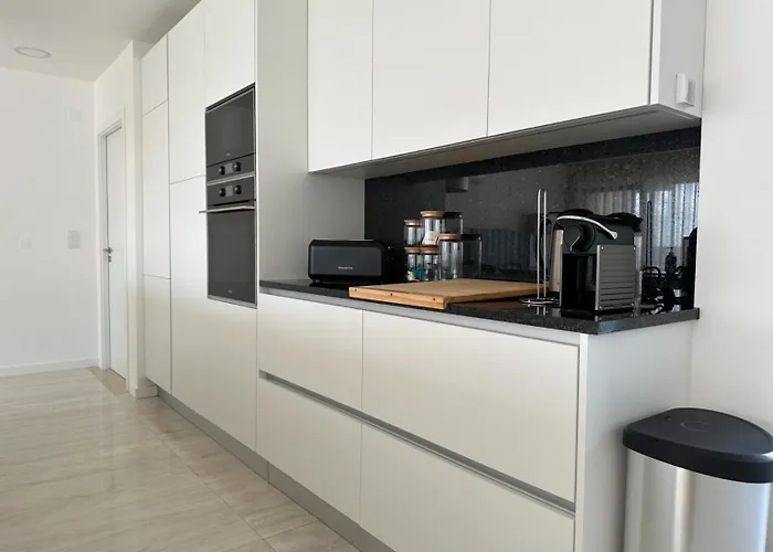 Beach, Ocean View & Bright House * Ericeira