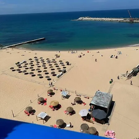 빌라 Beach, Ocean View & Bright House 에리세이라