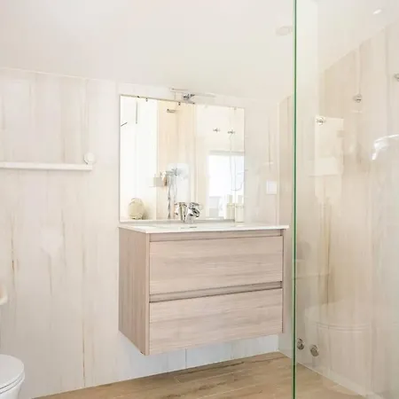 Beach, Ocean View & Bright House * 에리세이라