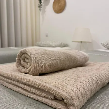 Beach, Ocean View & Bright House 빌라