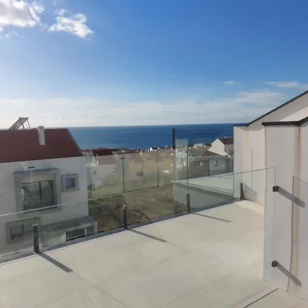 Beach, Ocean View & Bright House 빌라