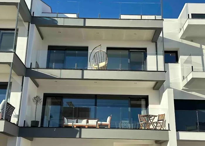 别墅 Beach, Ocean View & Bright House 埃里塞拉